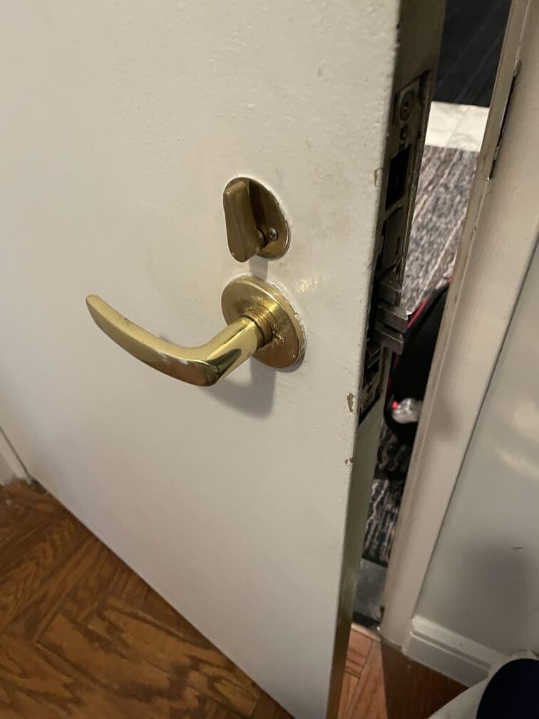 apartment door lock repair service ny ny